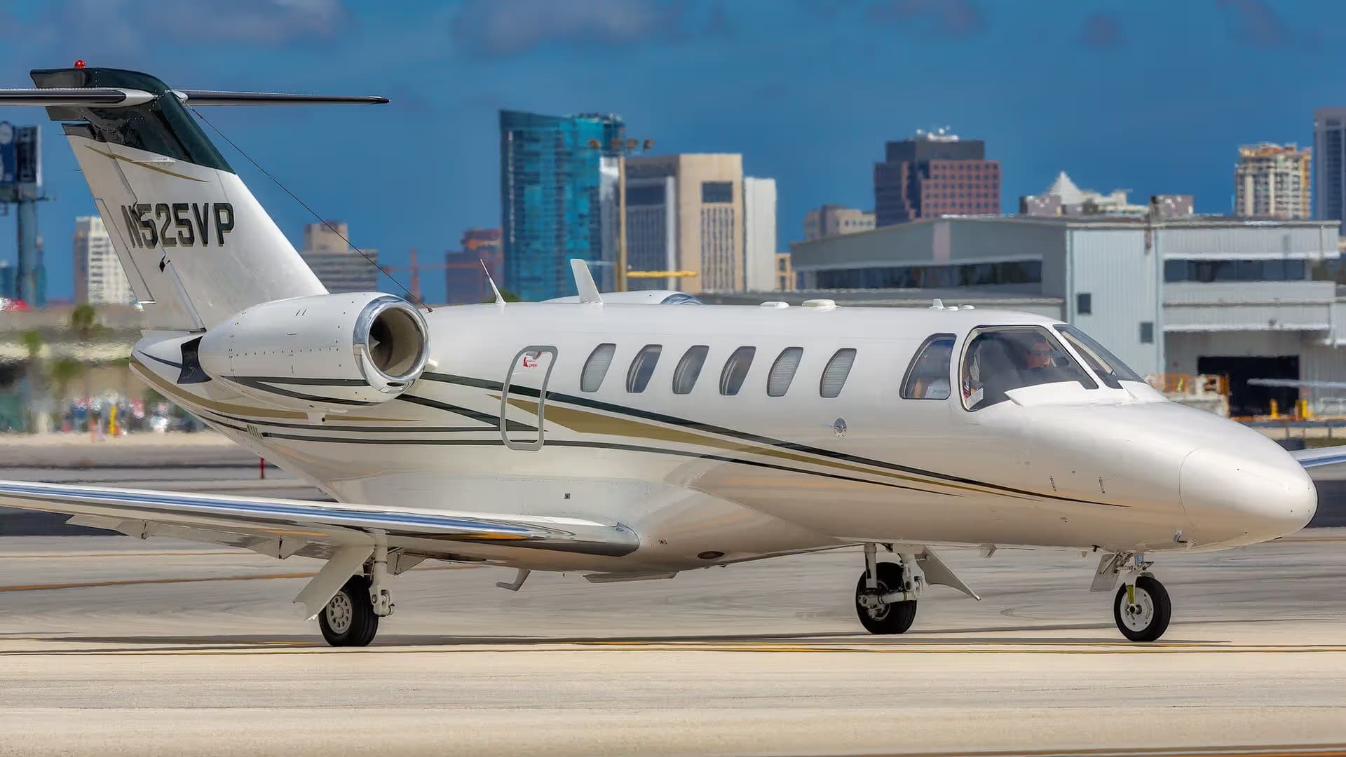 N525VP — Cessna