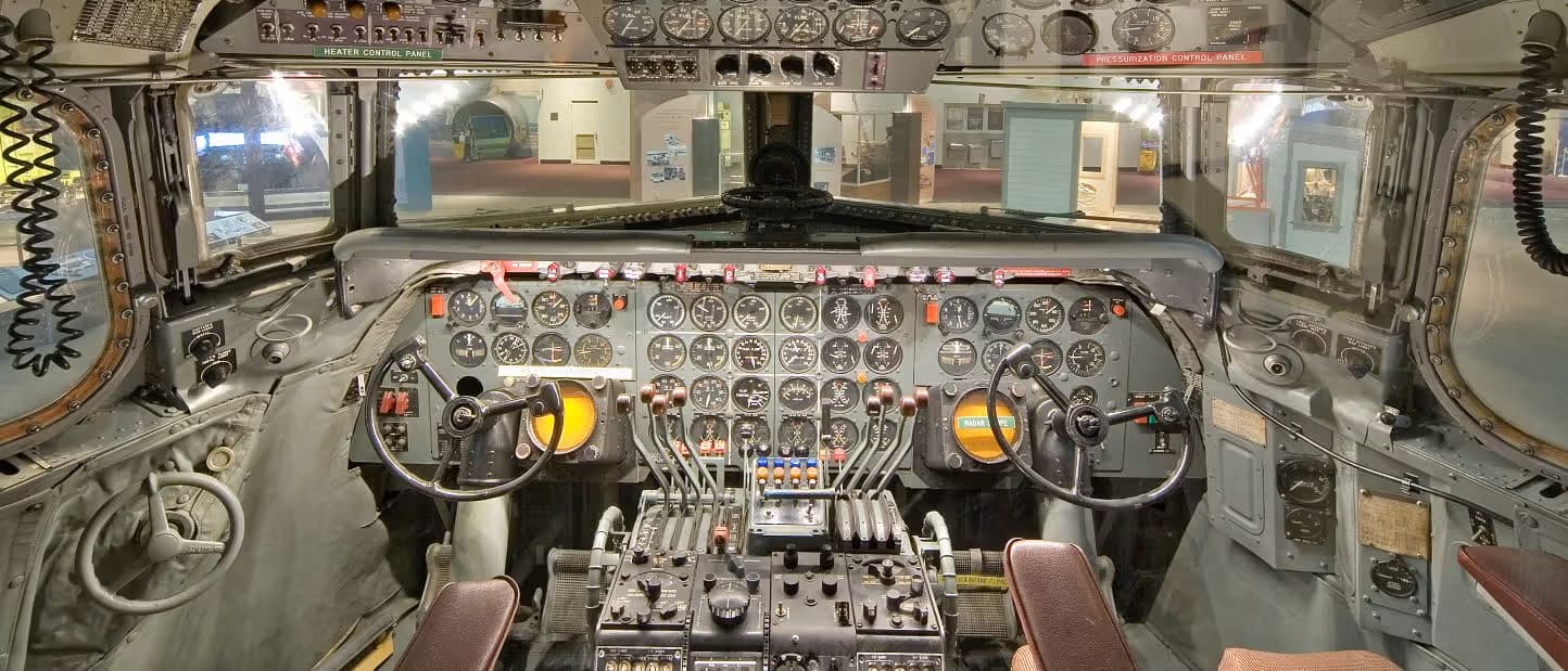 N334AA — Aircraft