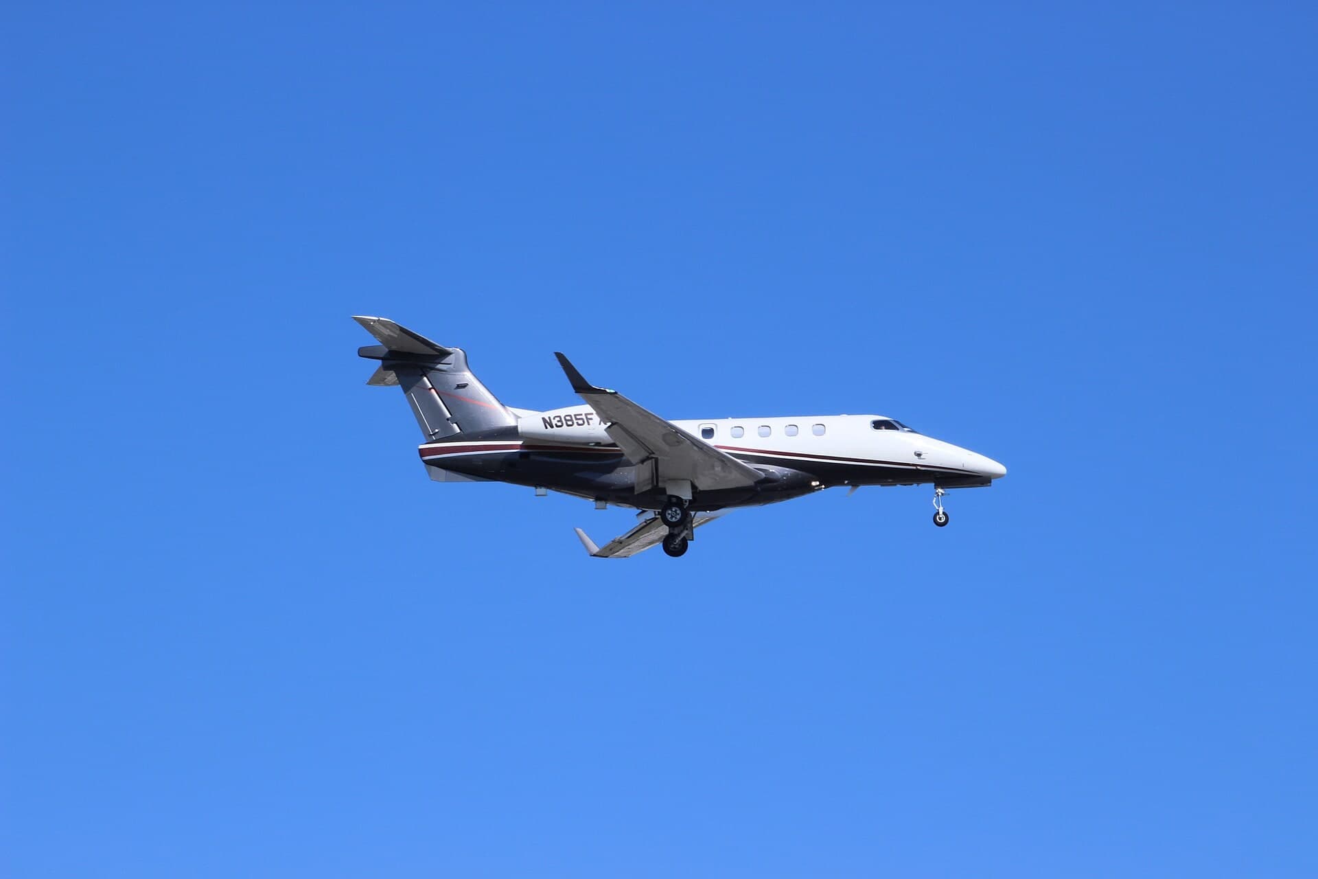 N385FX — Embraer
