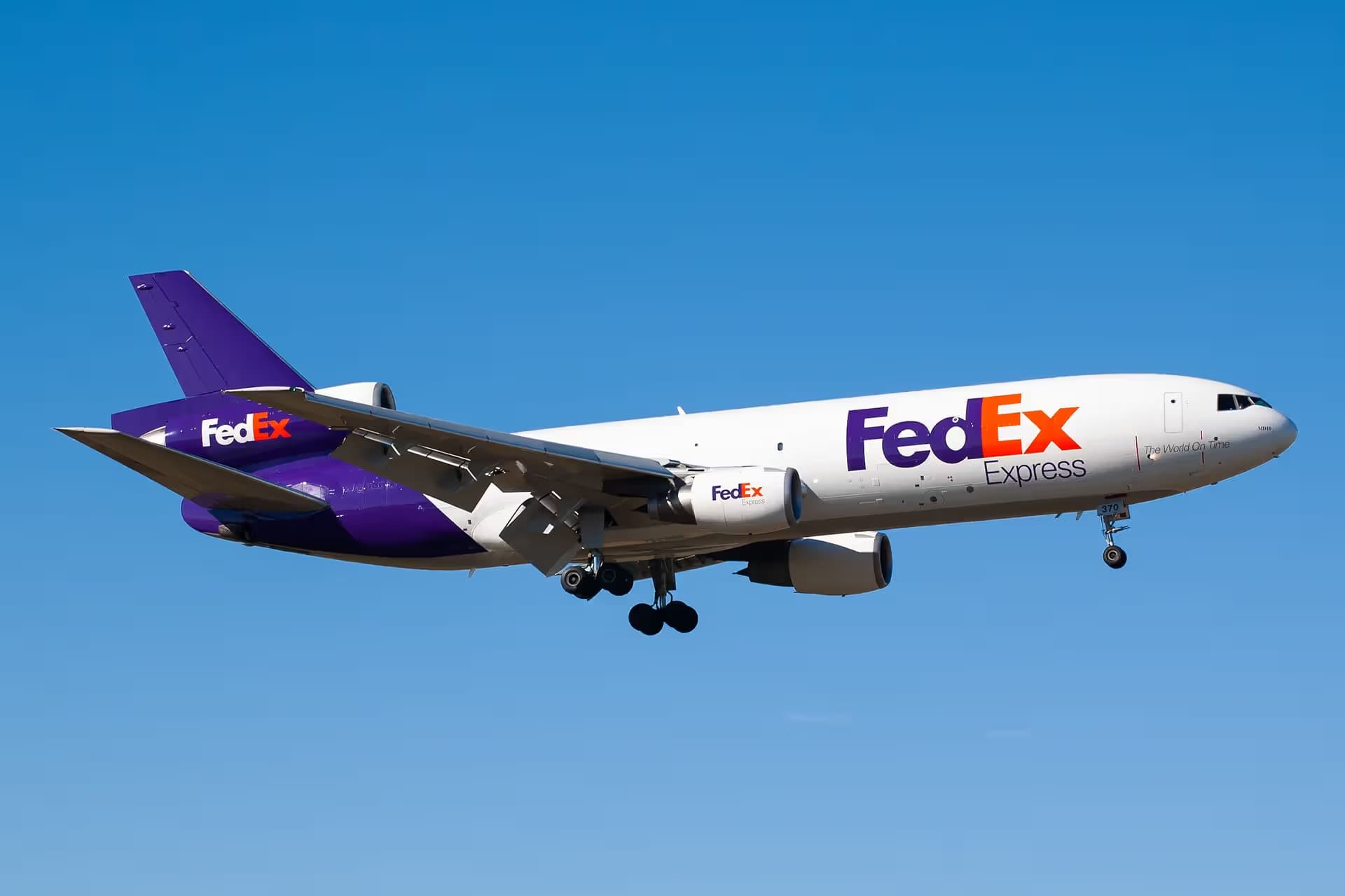 N370FE — Aircraft