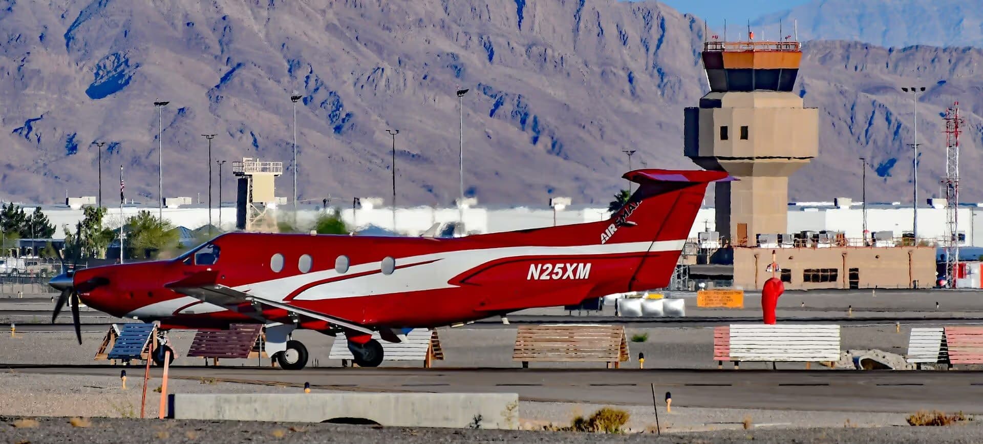 N25XM — Pilatus