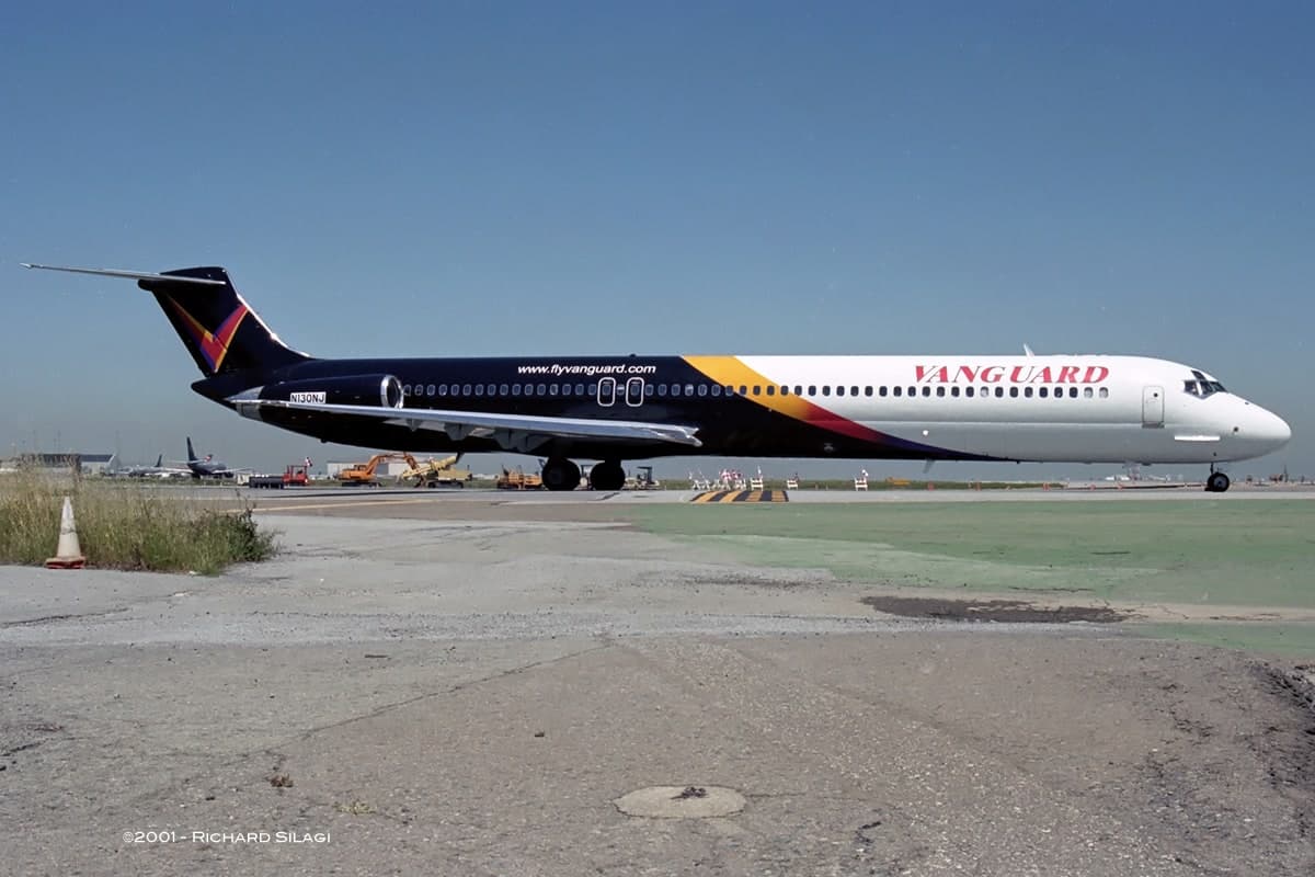 N130NJ — Douglas