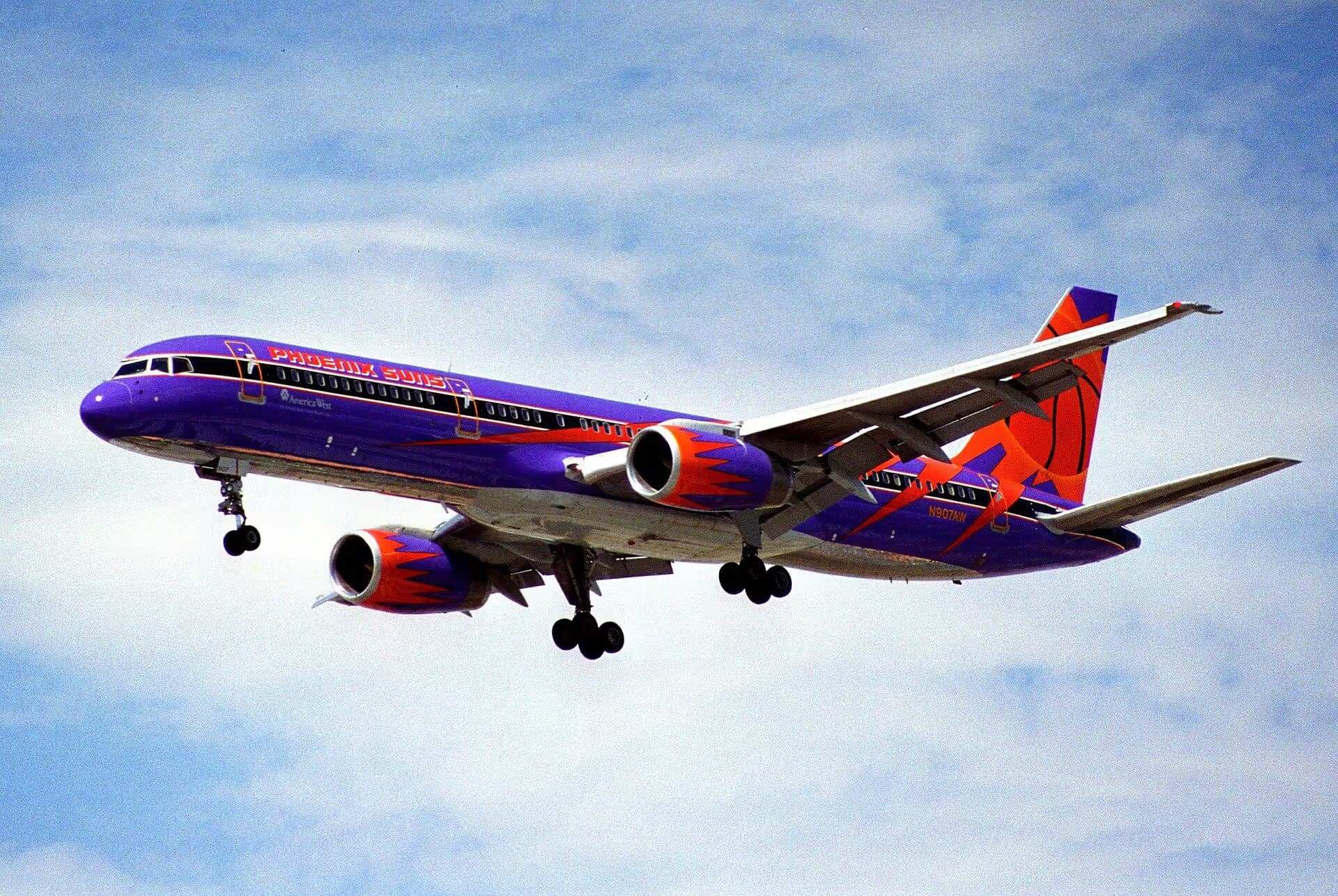 N907AW — Aircraft