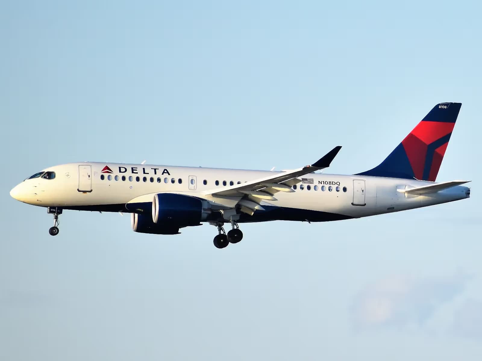 N108DQ — Airbus at LaGuardia Airport