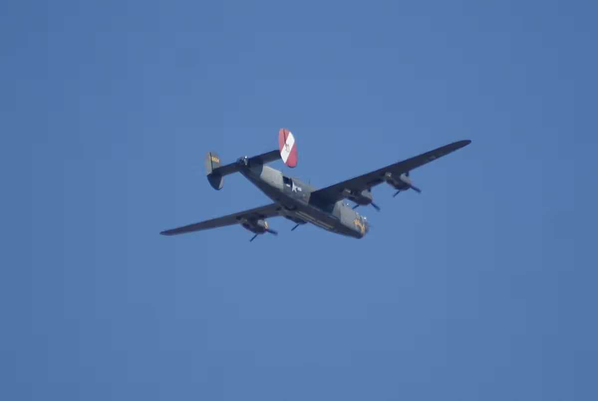Unidentified — Aircraft