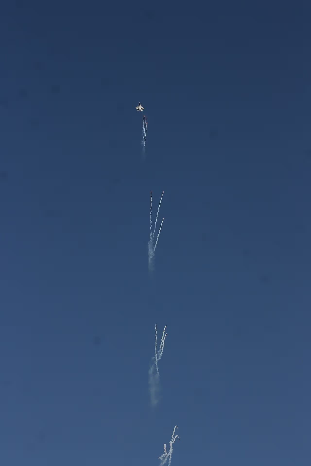 Unidentified — Aircraft
