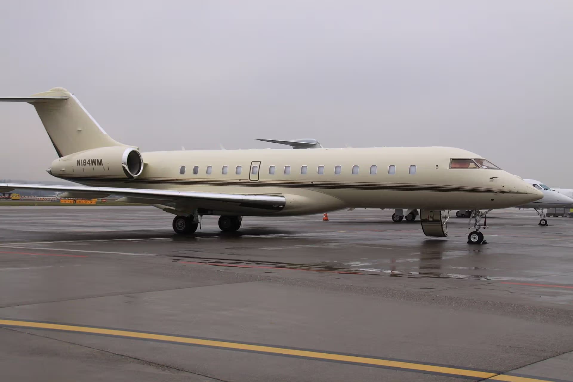 N194WM — Business jet
