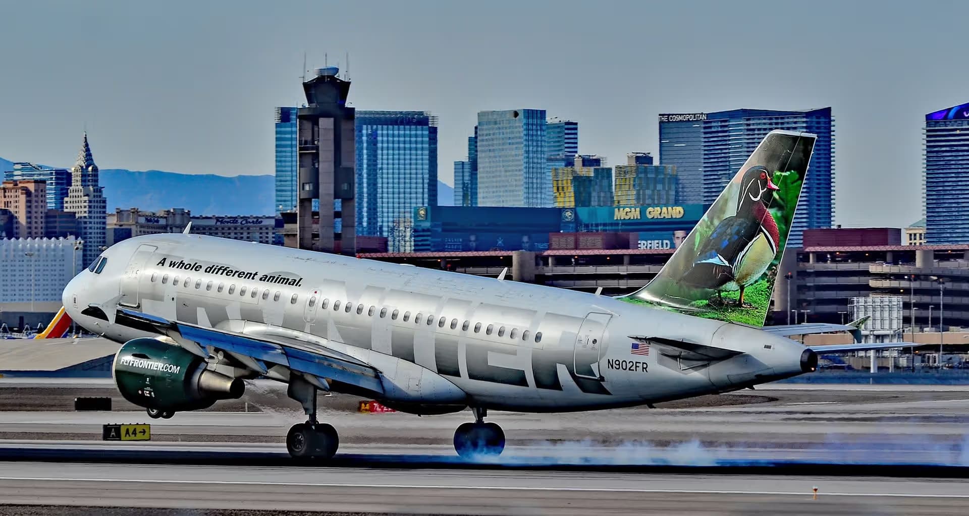 N902FR — Airbus