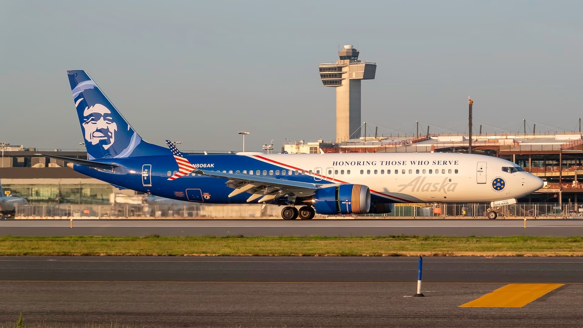 N806AK — Boeing