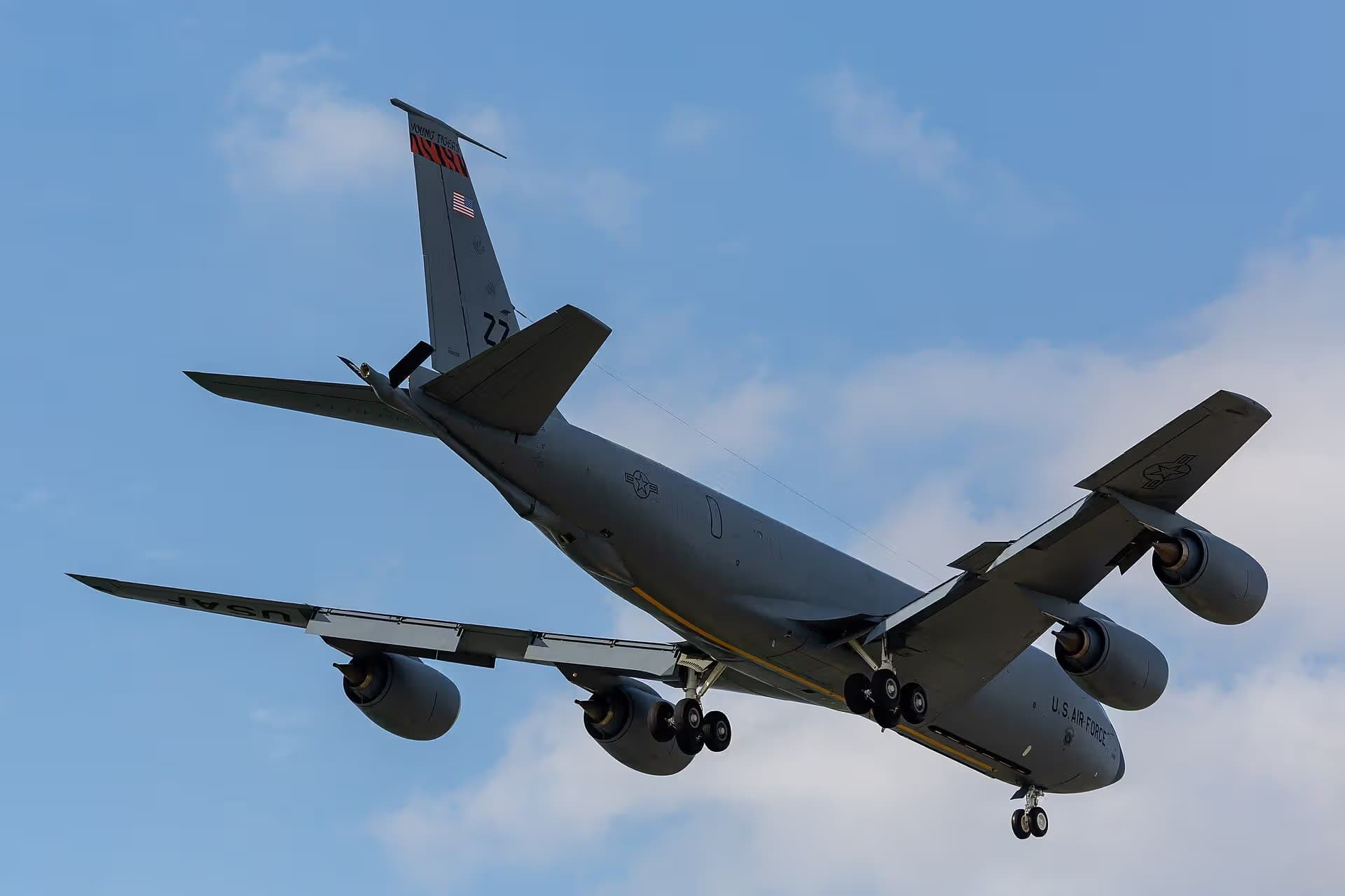 Unidentified — Boeing
