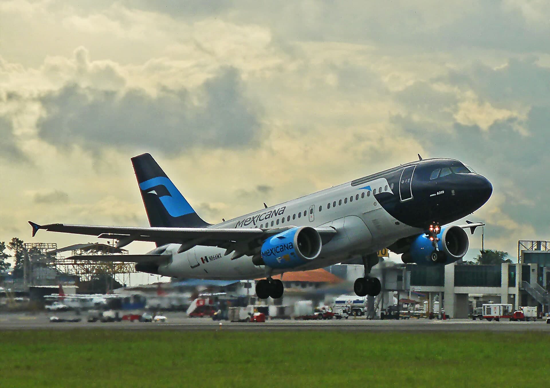 N866MX — Airbus
