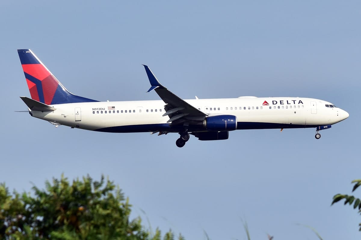 N913DU — Boeing