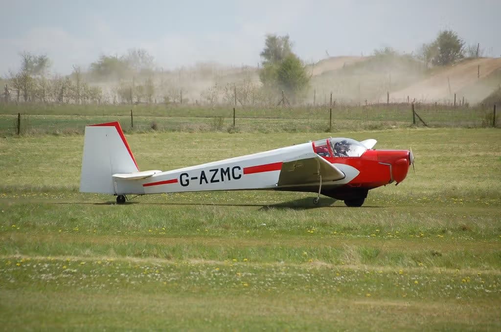 G-AZMC — Glider