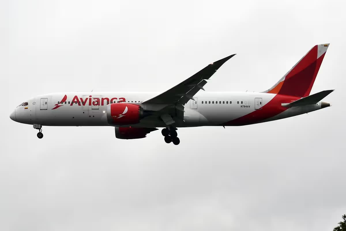 N784AV — Boeing