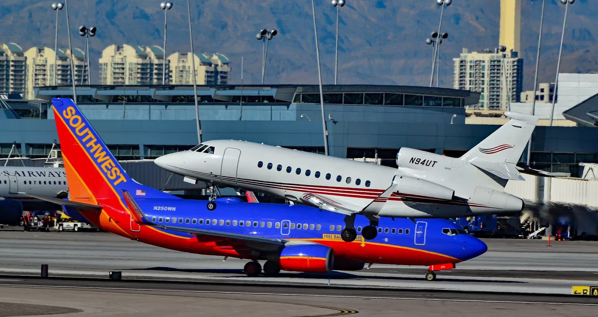 N94UT — Business jet