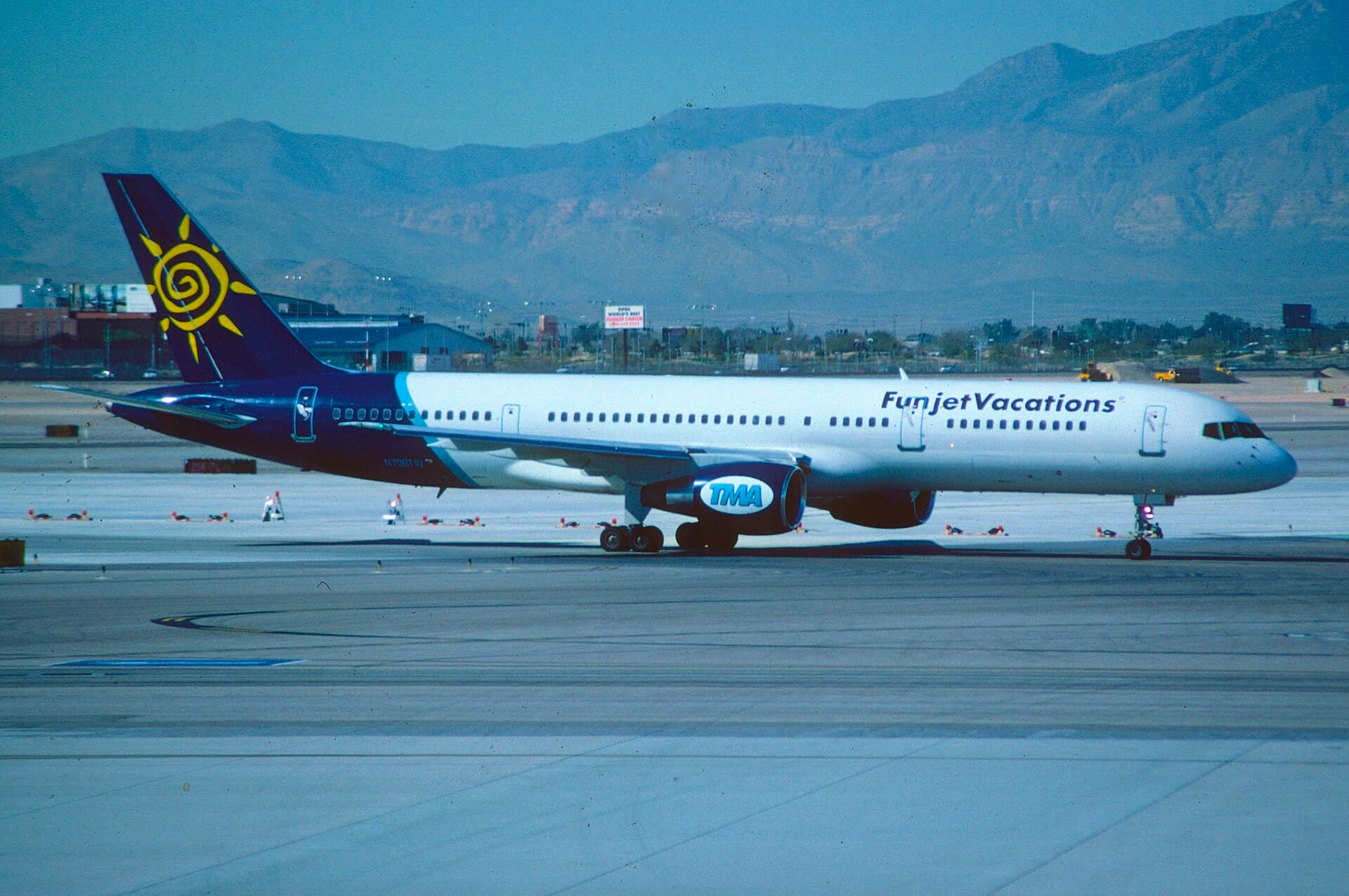 N708TW — Twin-engine aircraft