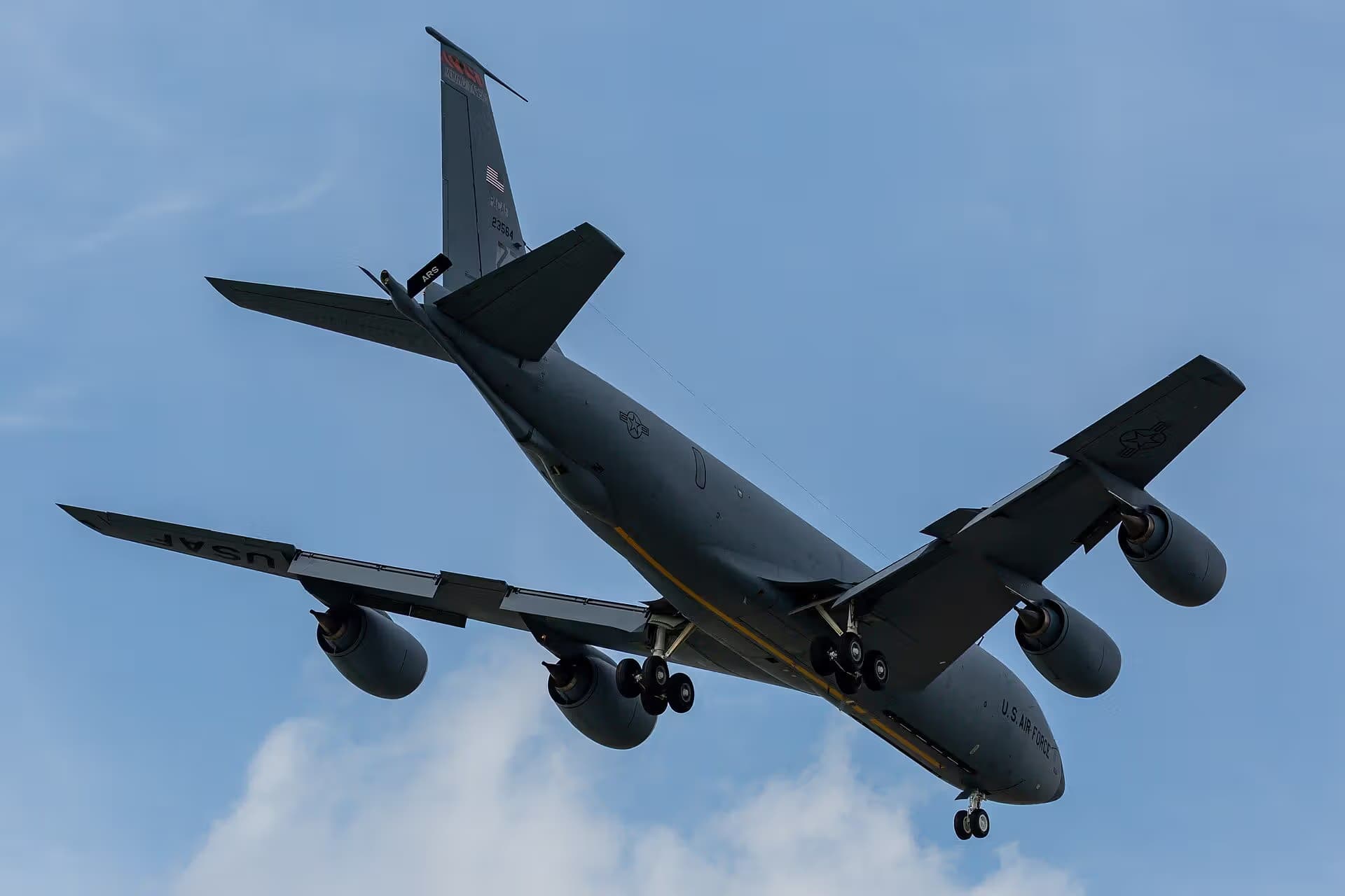Unidentified — Aircraft