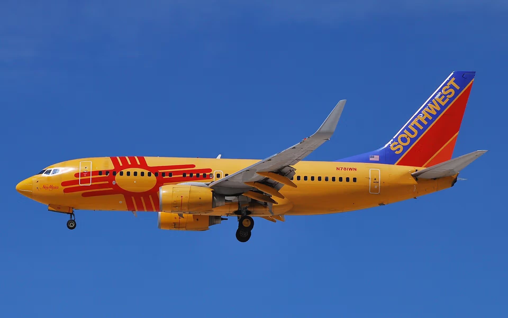 N781WN — Twin-engine aircraft