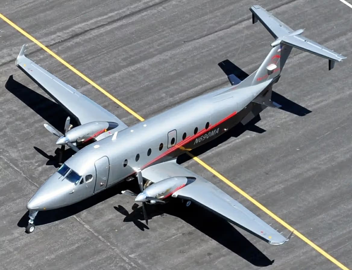 N690MA — Beech