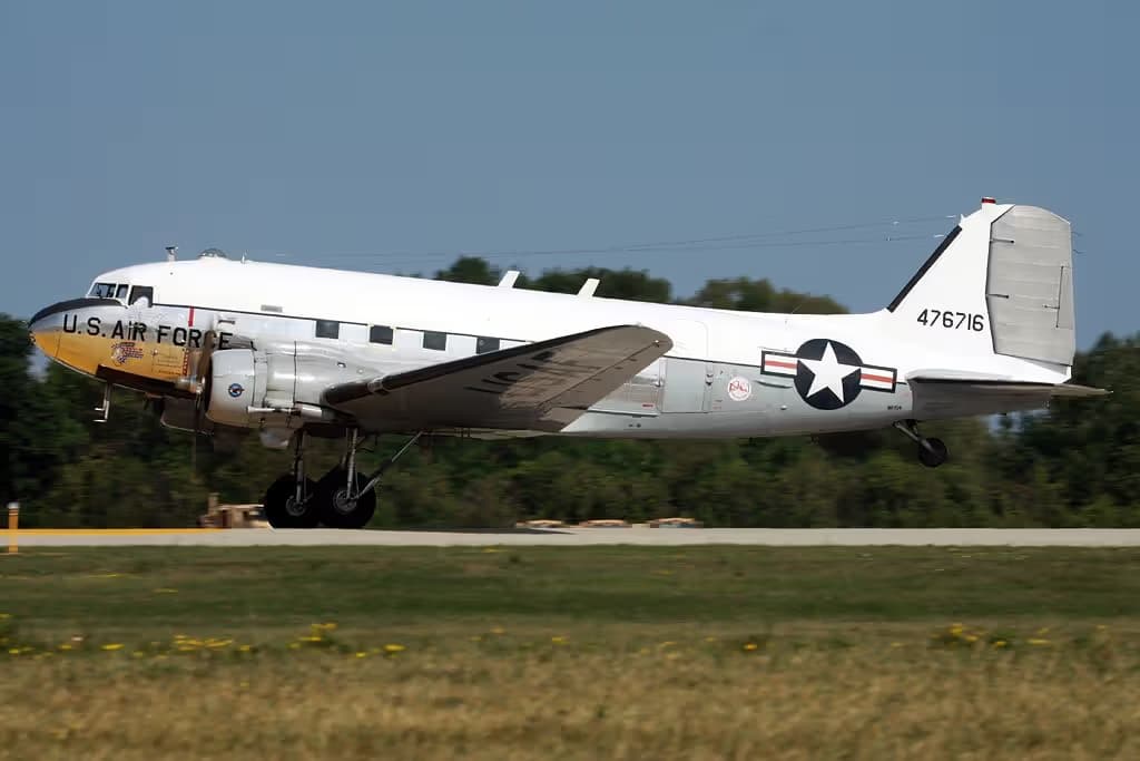 N8704 — Douglas