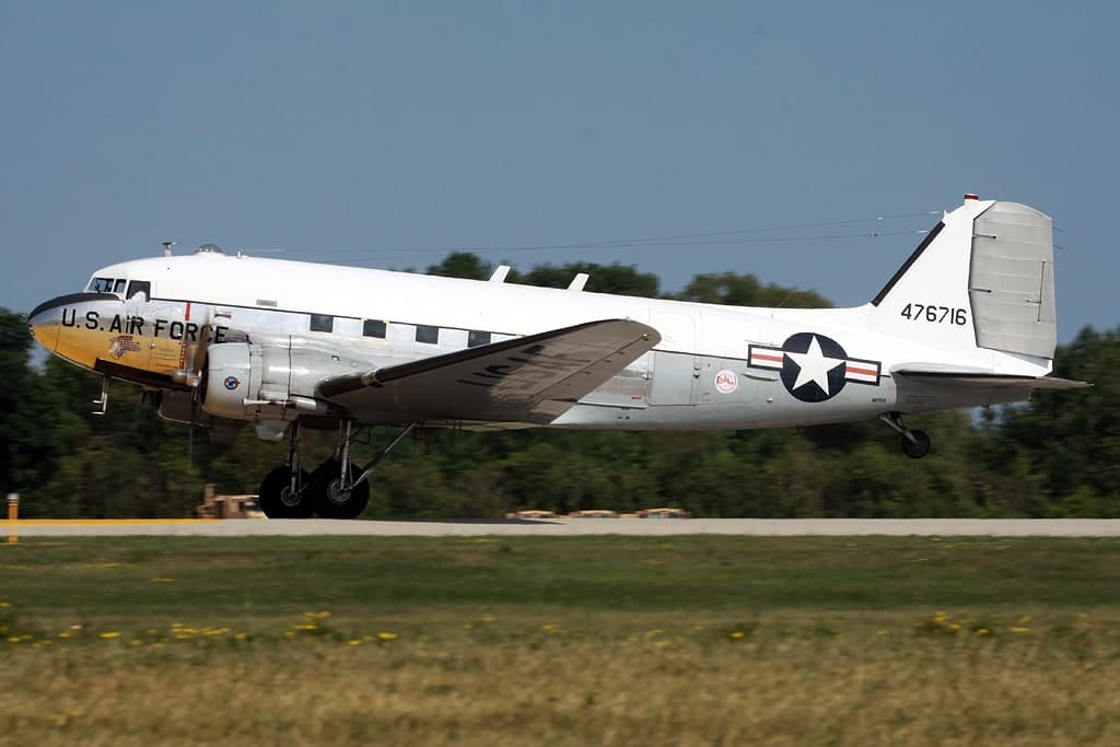 N8704 — Douglas
