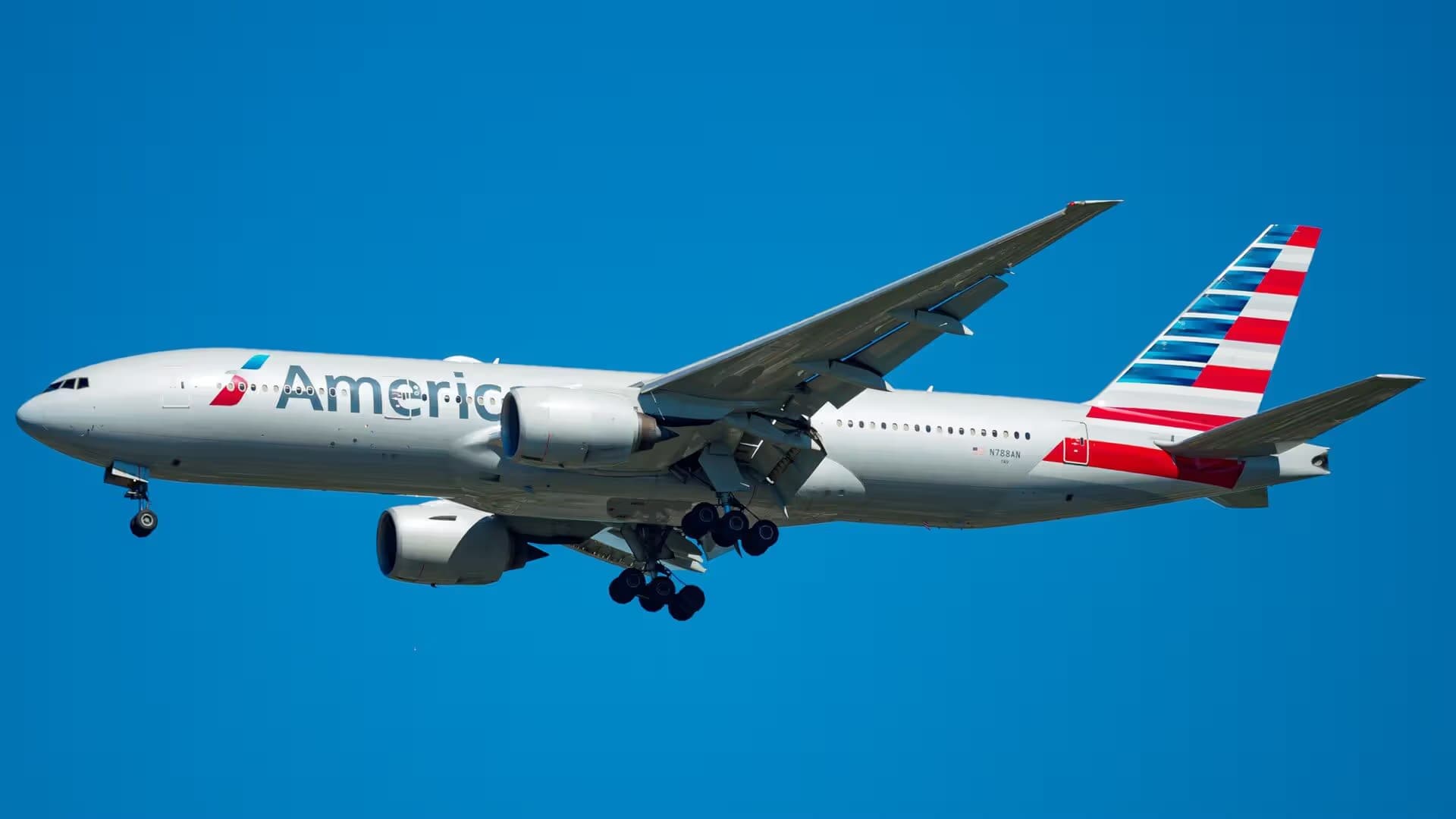 N788AN — Twin-engine aircraft
