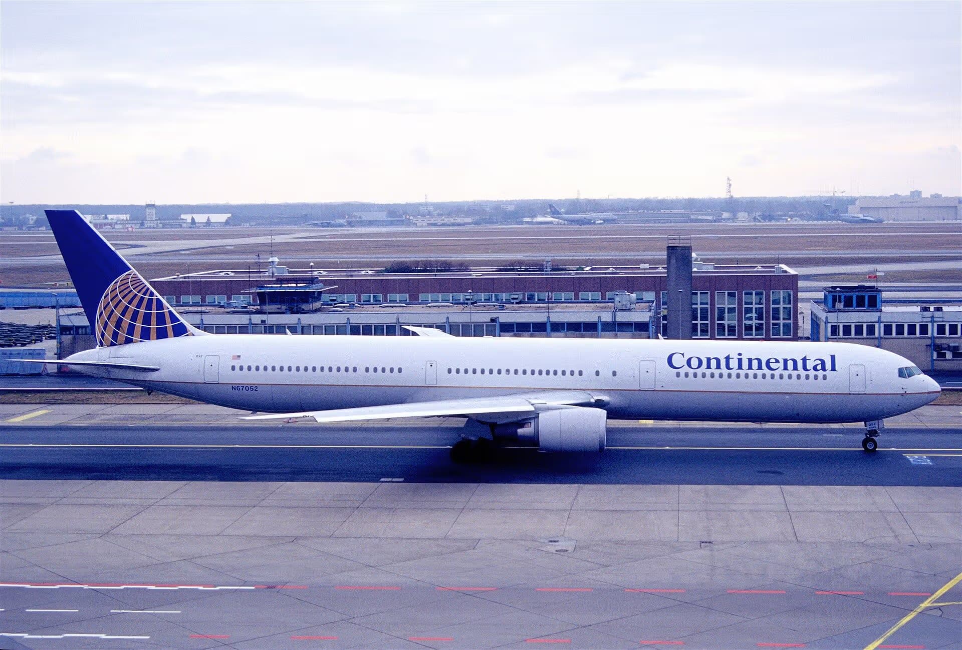 N67052 — Boeing