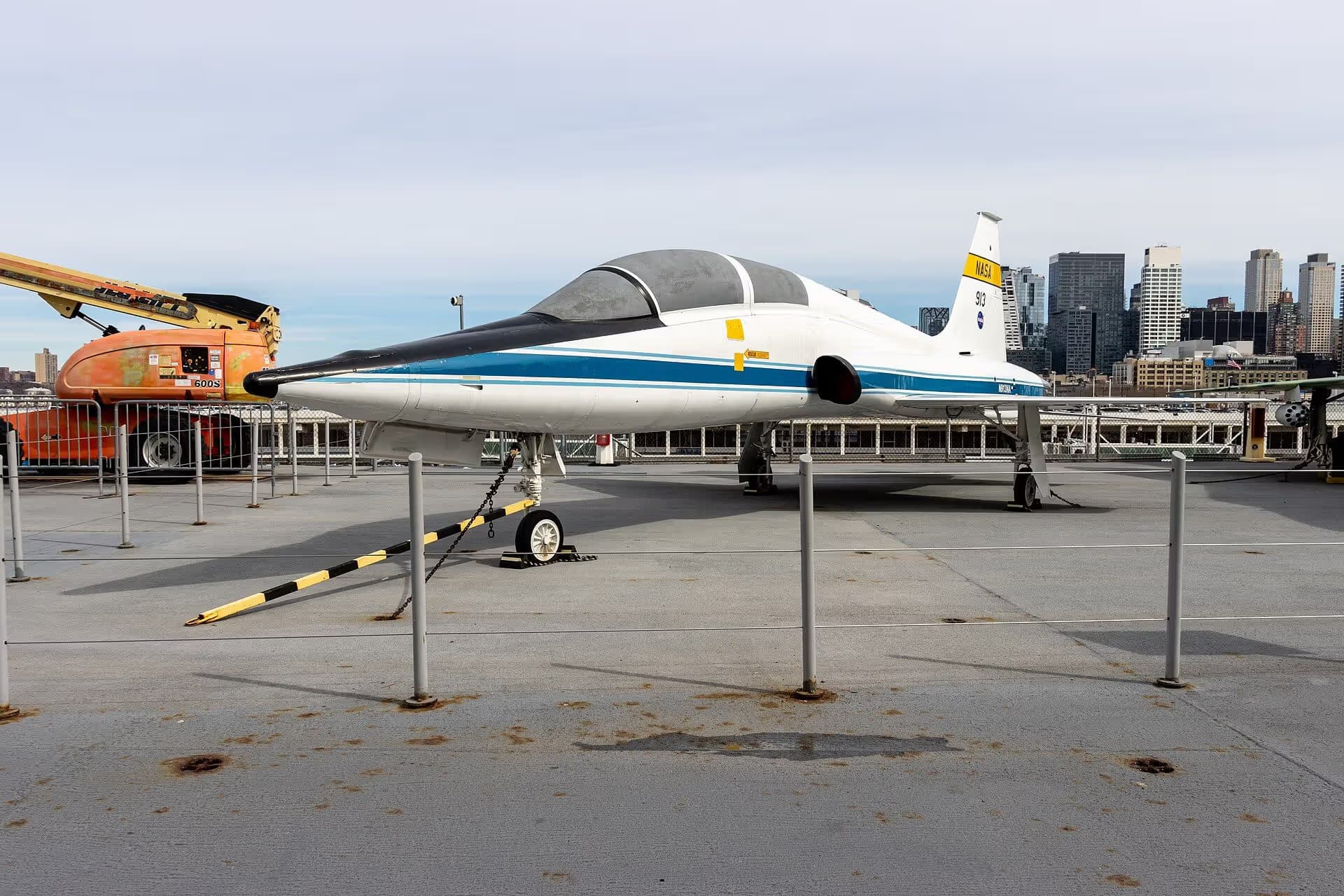 Unidentified — Aircraft