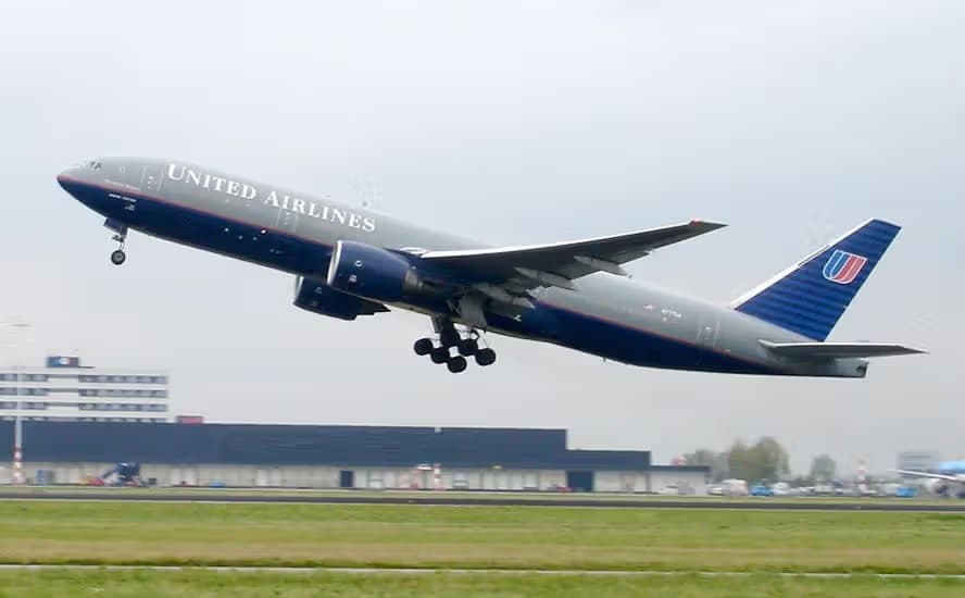 N777UA — Boeing