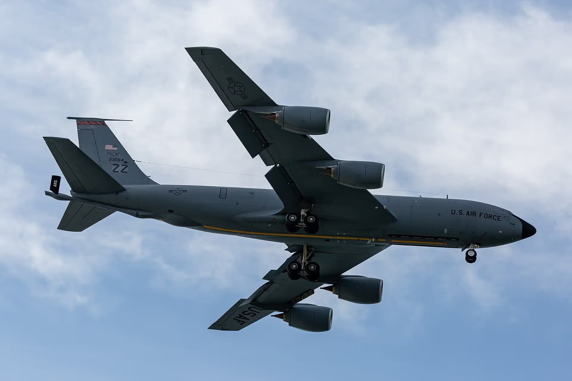 Unidentified — Boeing