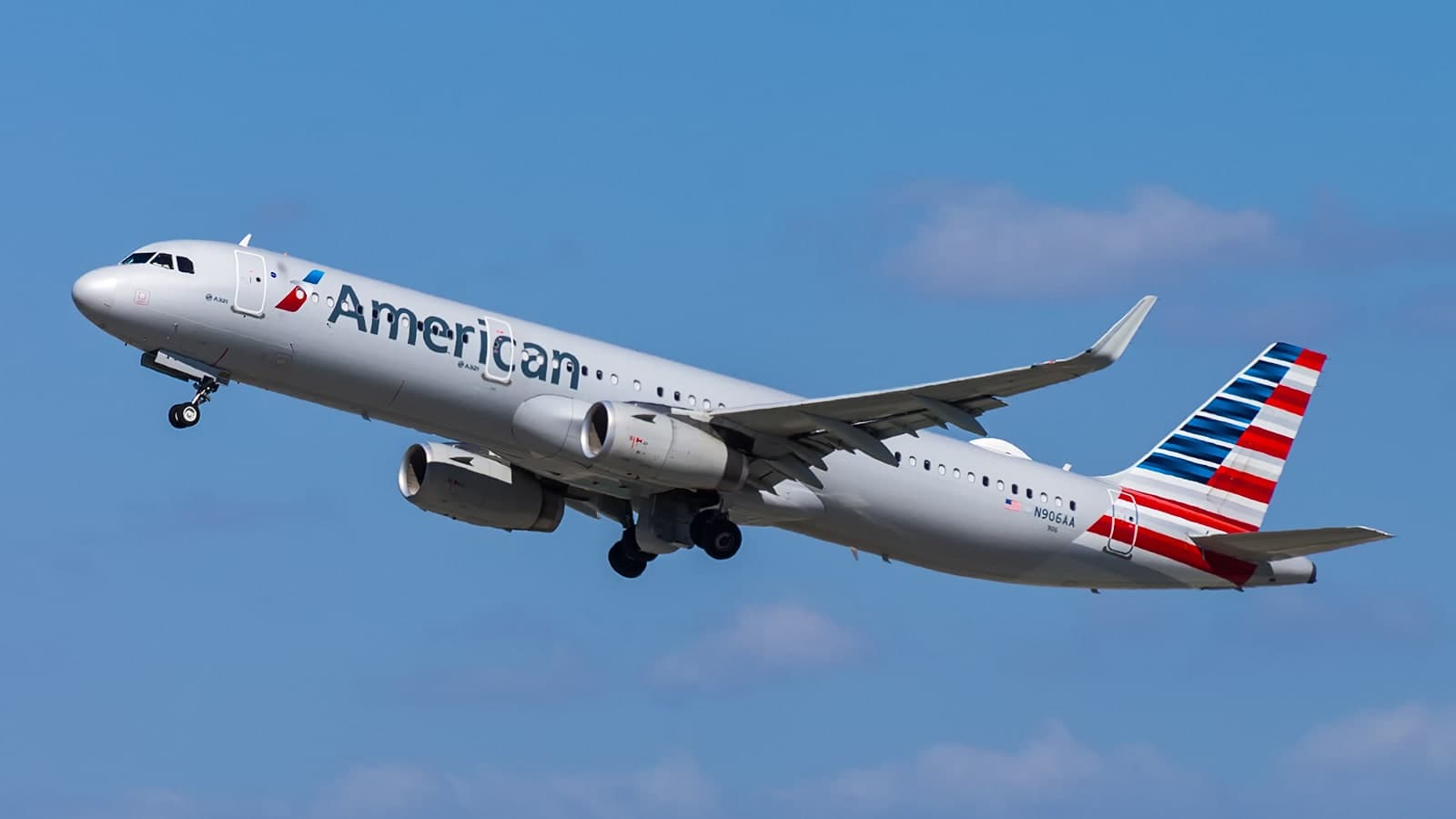 N906AA — Airbus