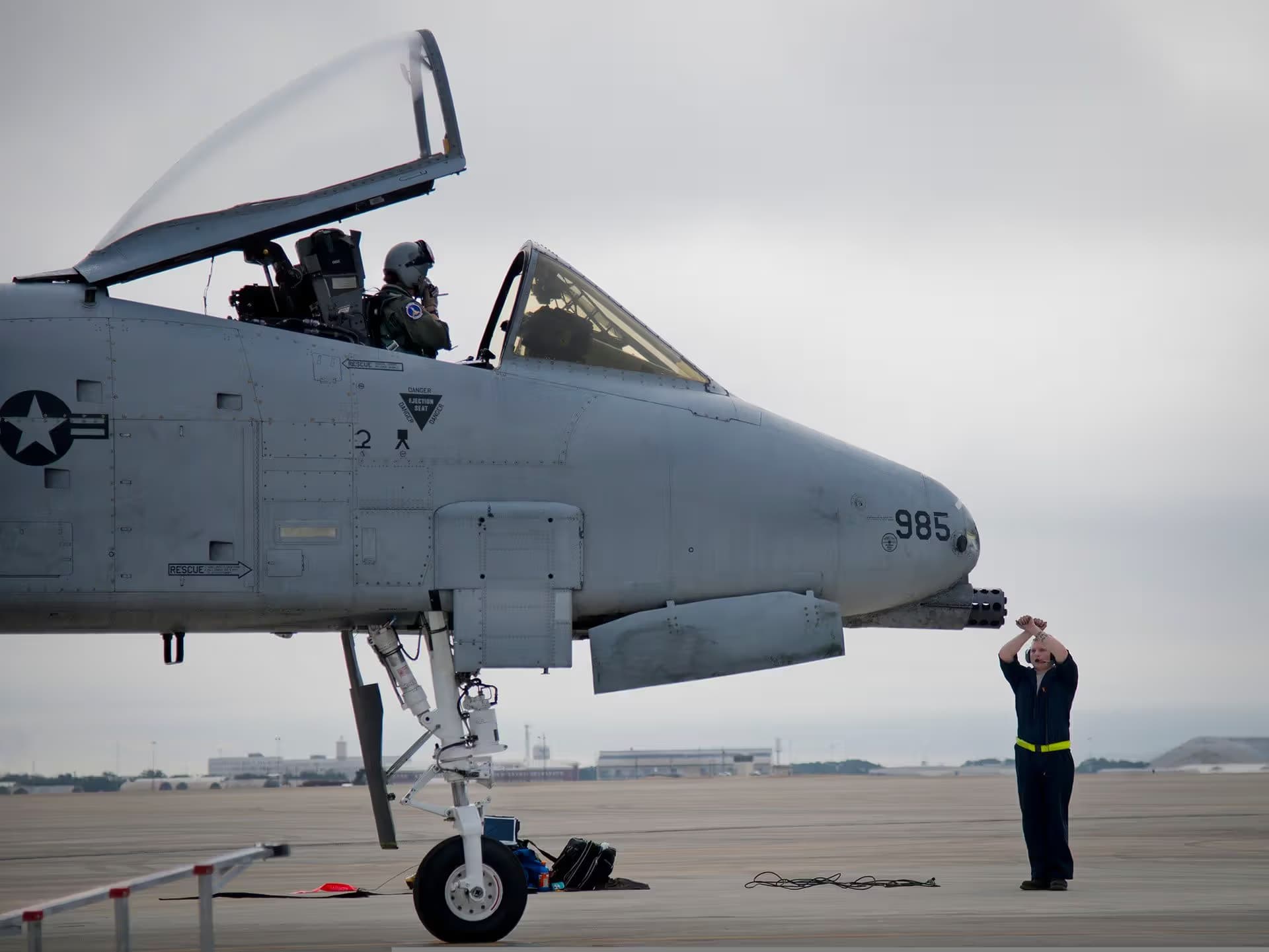 Unidentified — Aircraft
