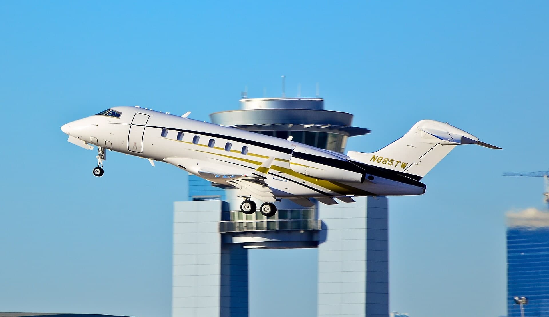 N885TW — Business jet