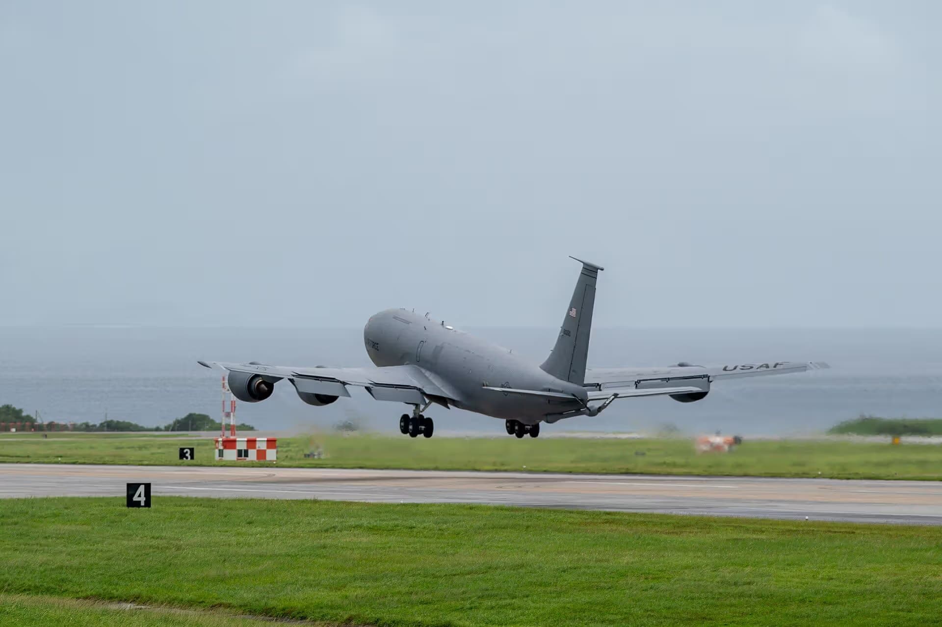 Unidentified — Aircraft