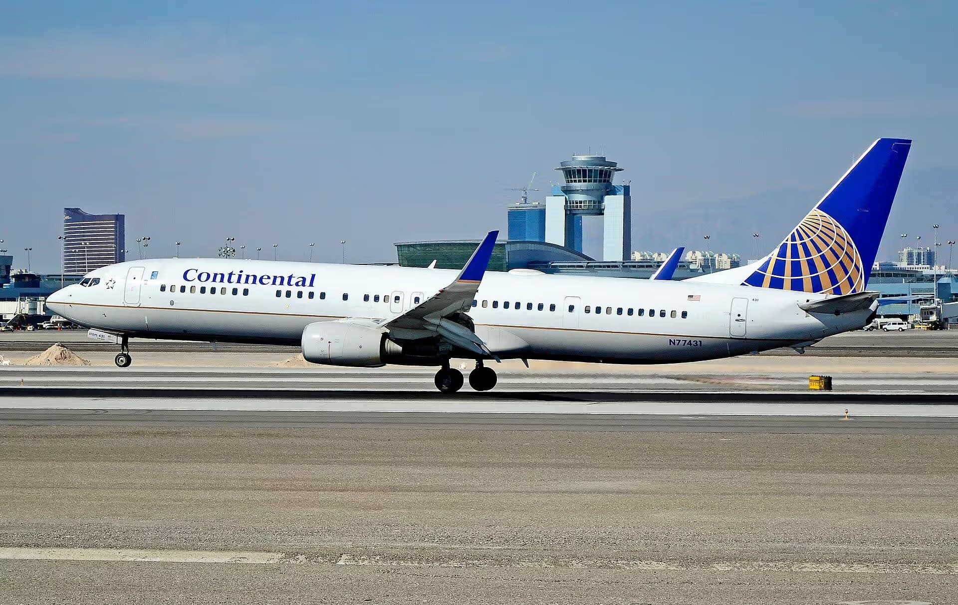 N77431 — Boeing