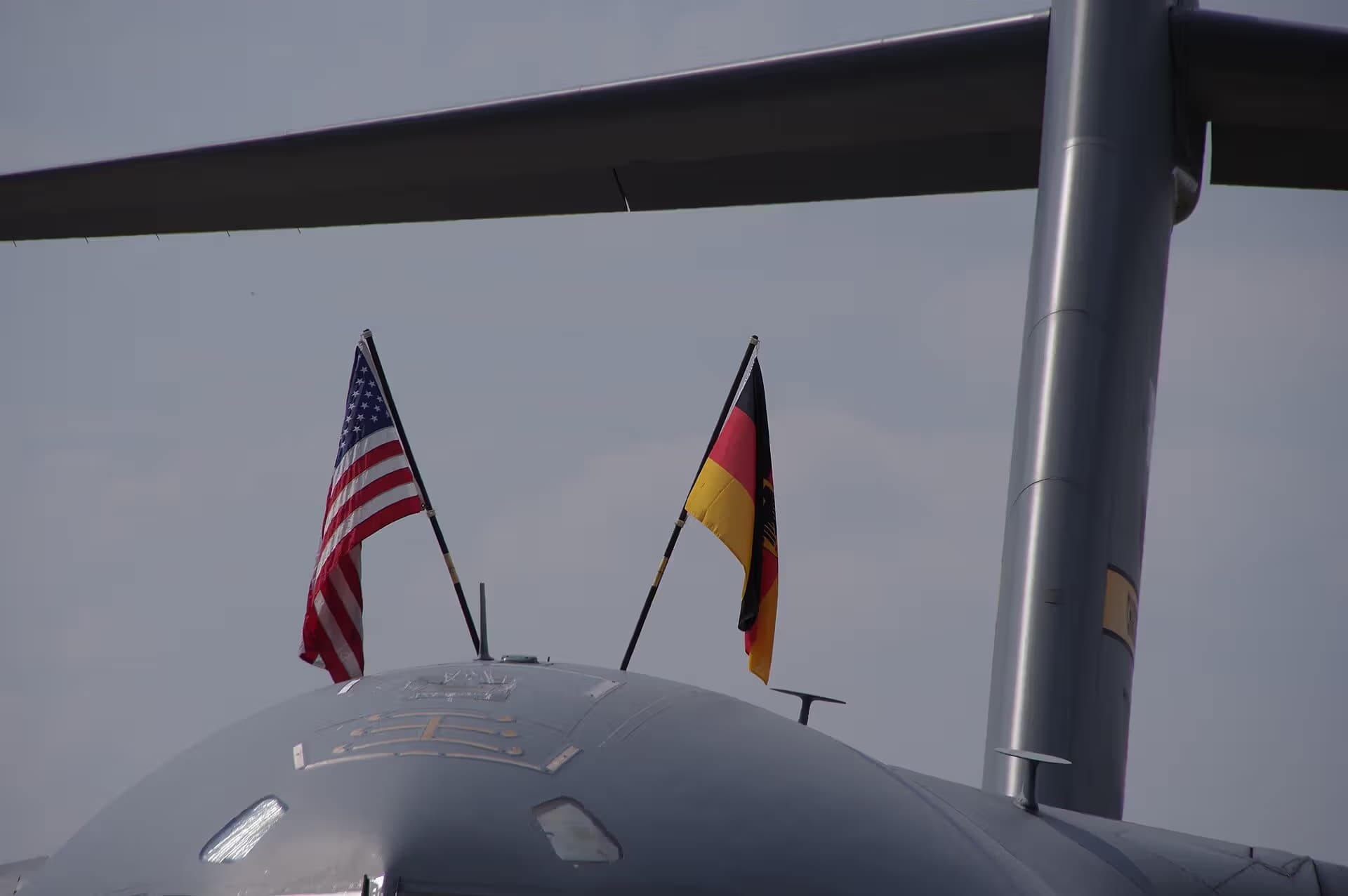 Unidentified — Aircraft