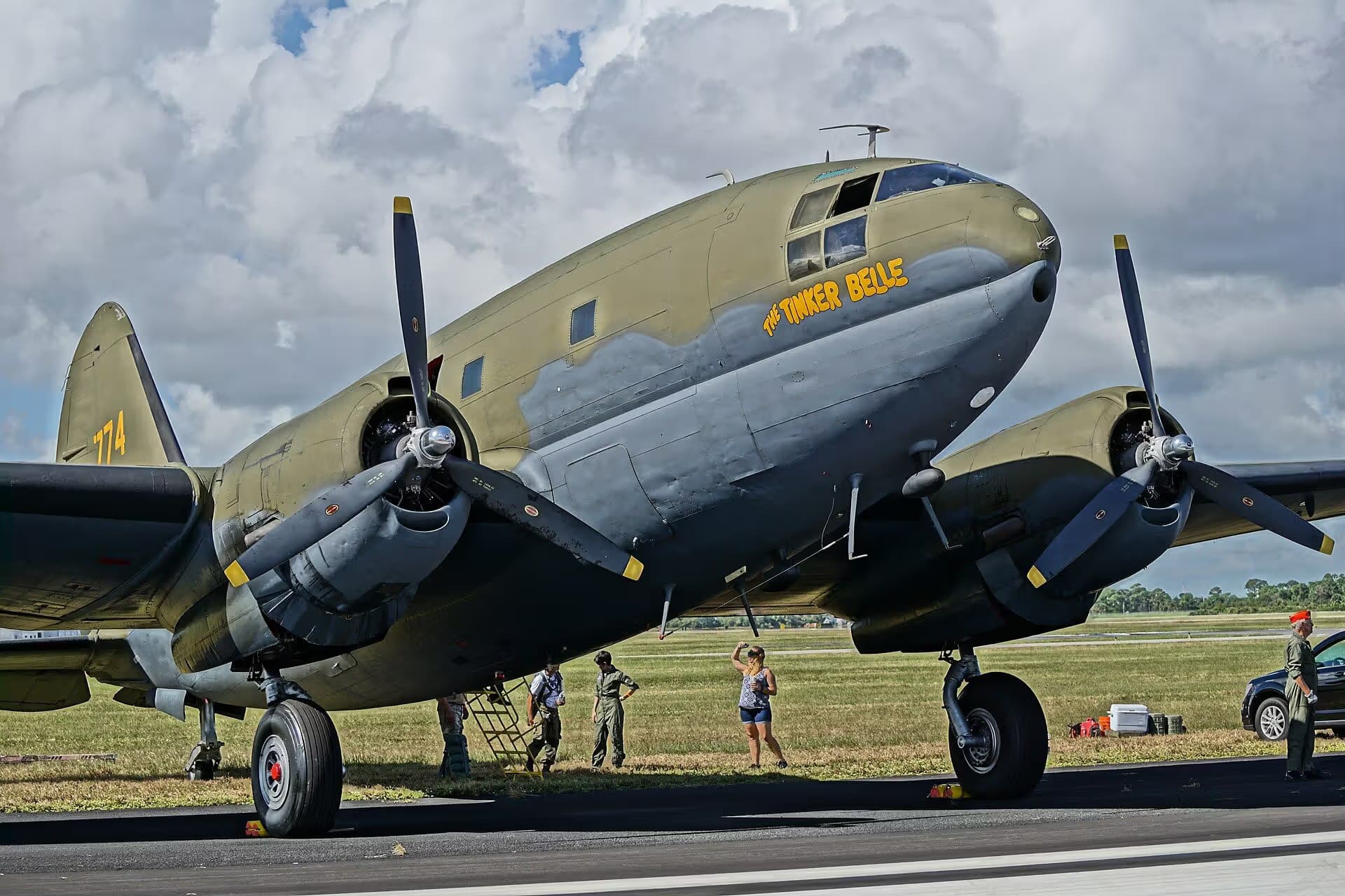 Unidentified — Aircraft