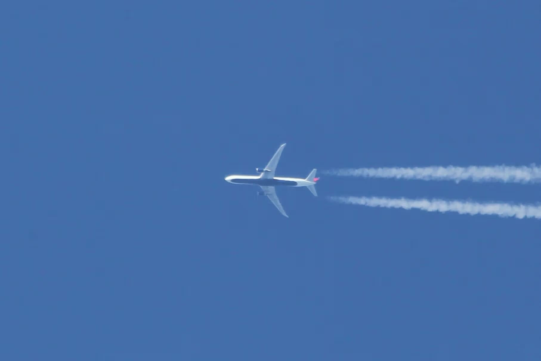 N831MH — Twin-engine aircraft