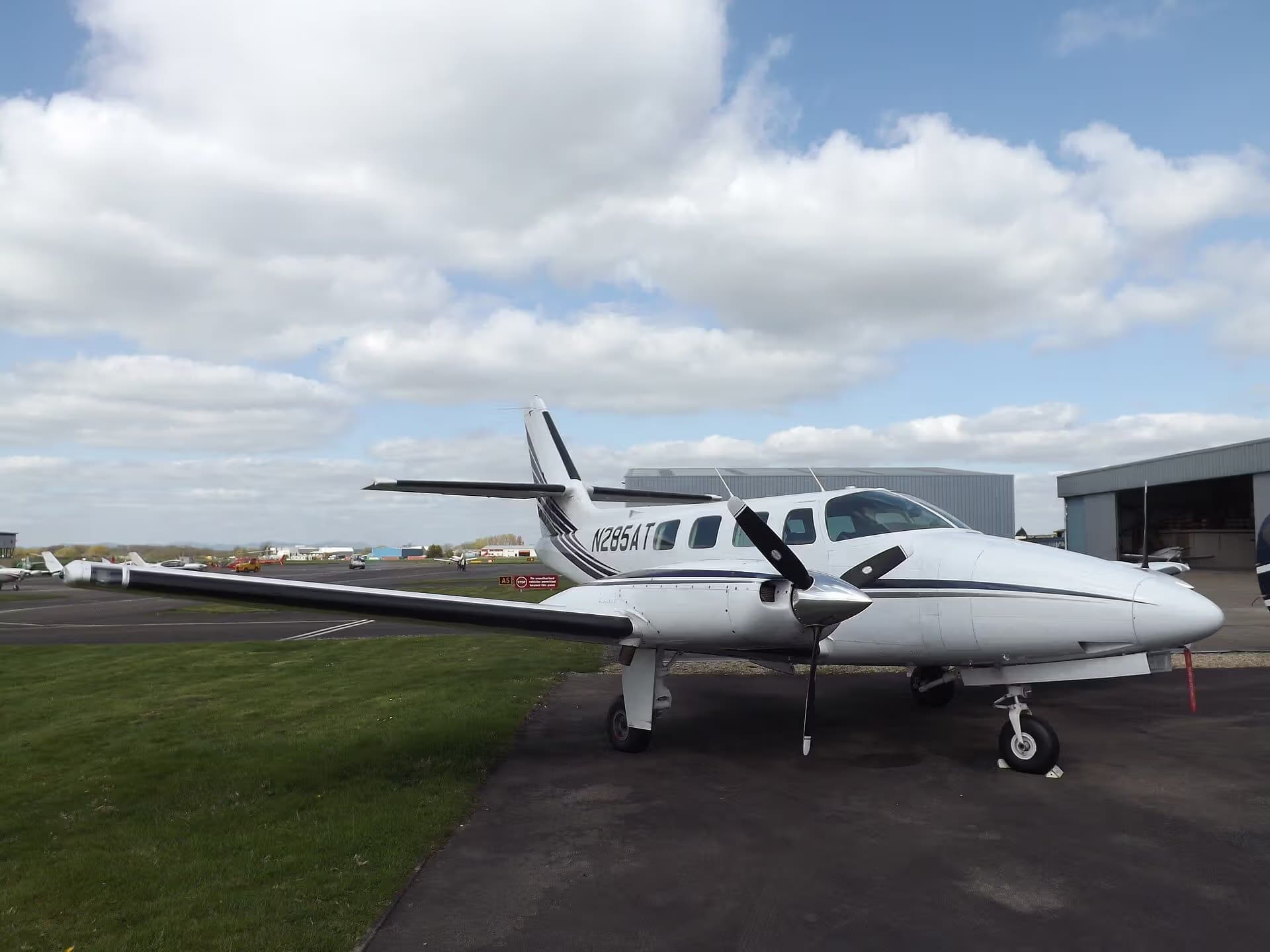 N285AT — Cessna
