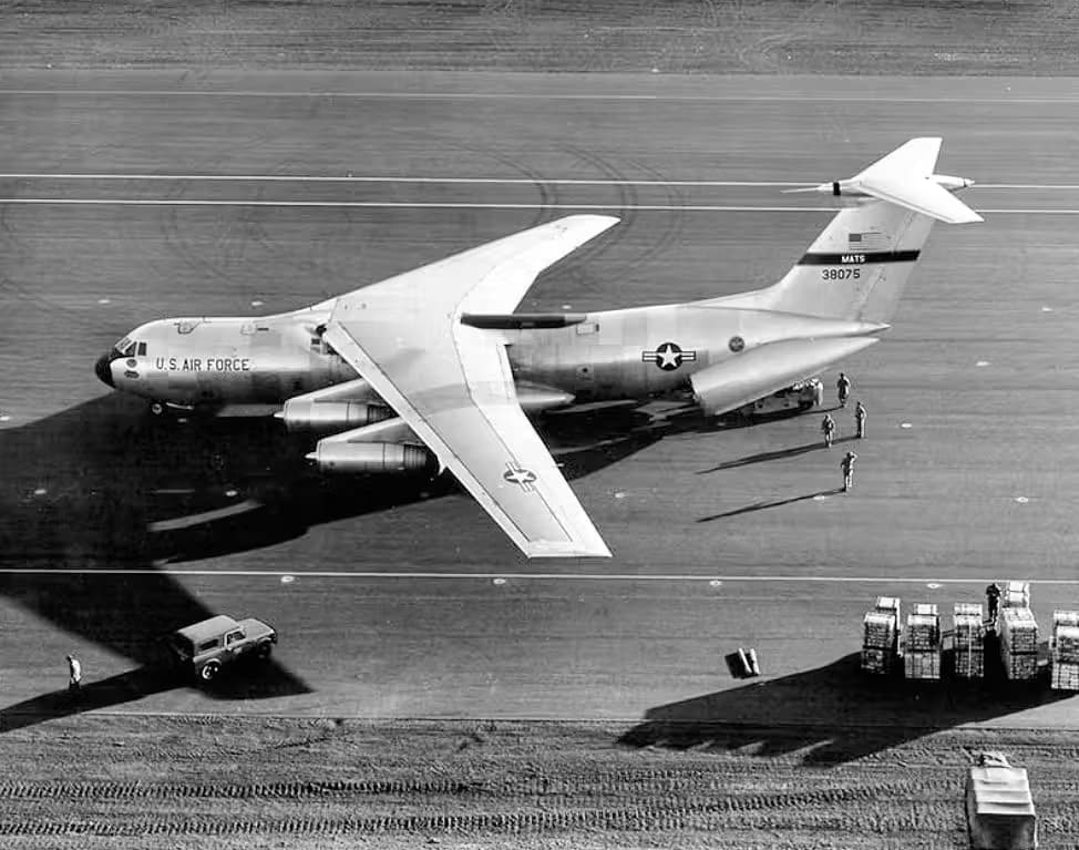 Unidentified — Aircraft
