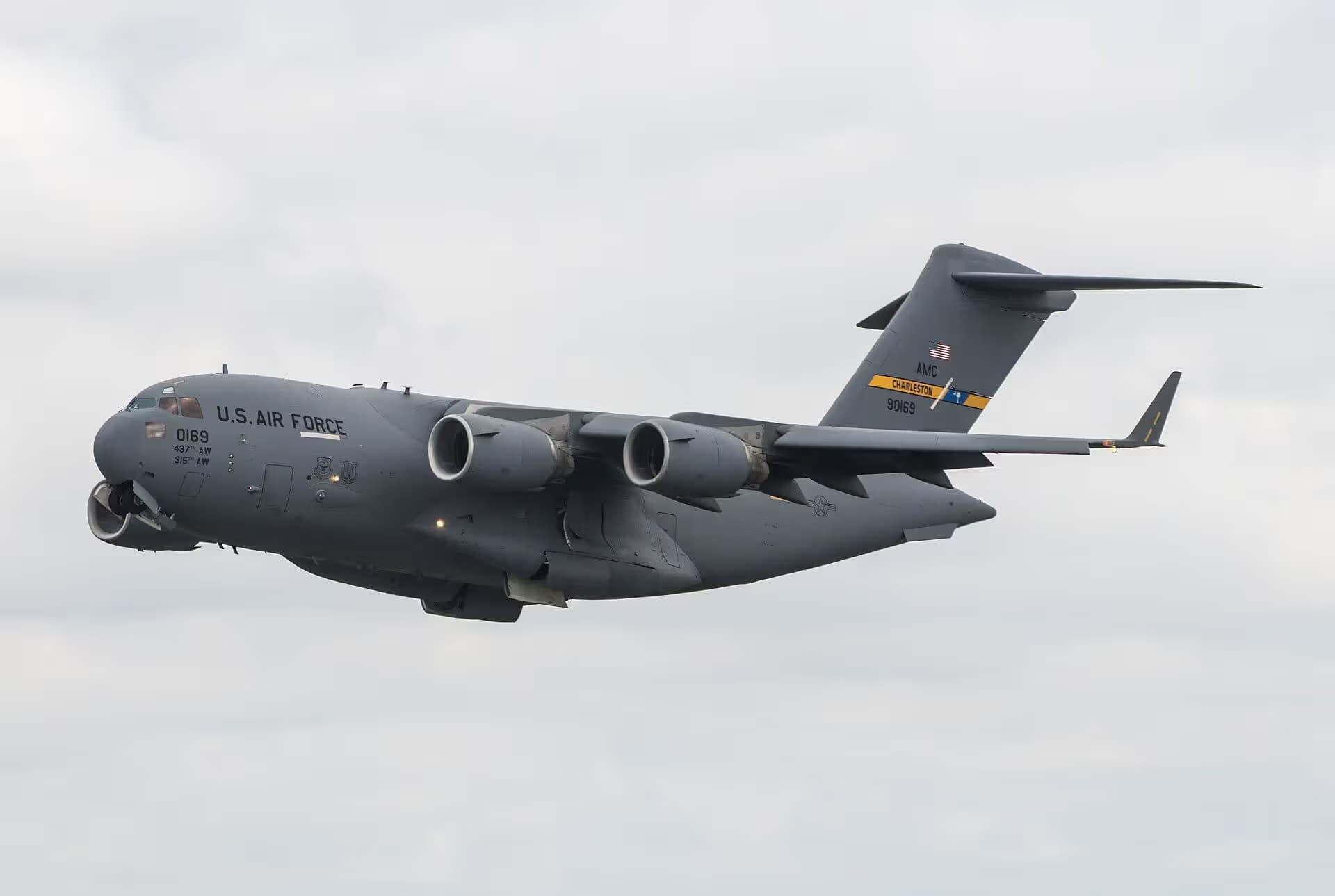 Unidentified — Aircraft
