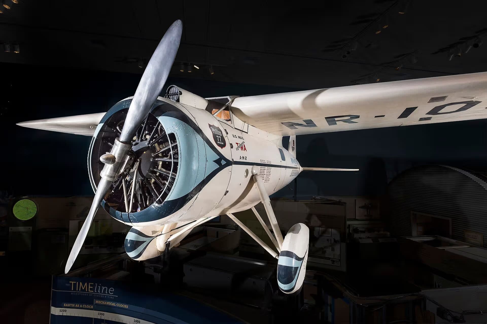 Unidentified — Single-engine aircraft