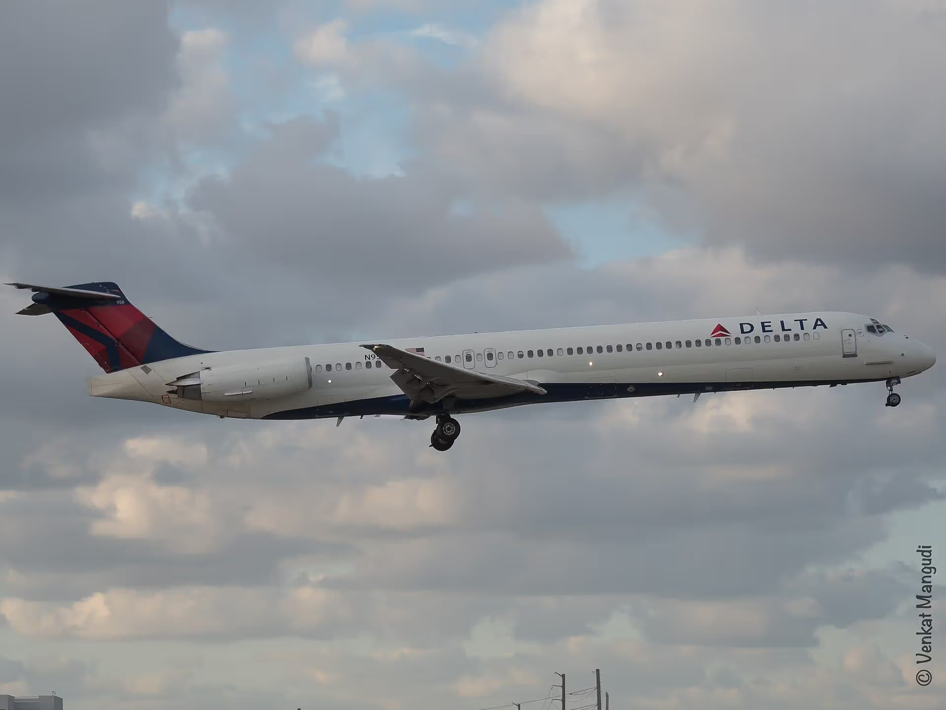 N956DL — Aircraft