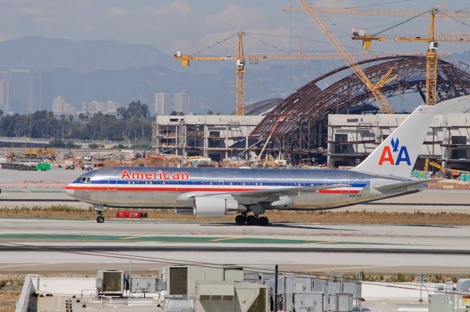 N327AA — Twin-engine aircraft