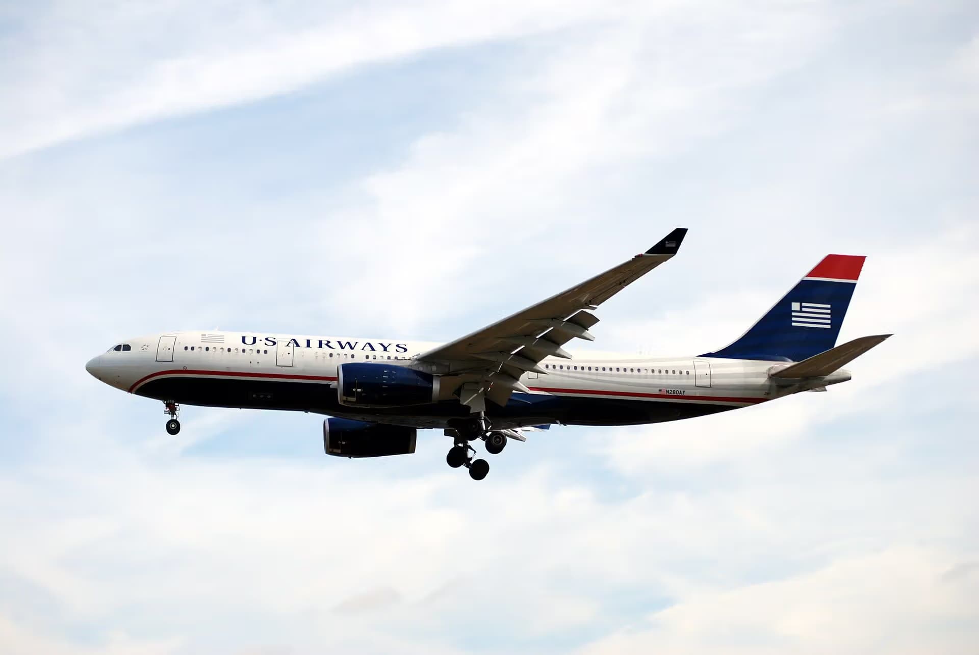 N280AY — Airbus