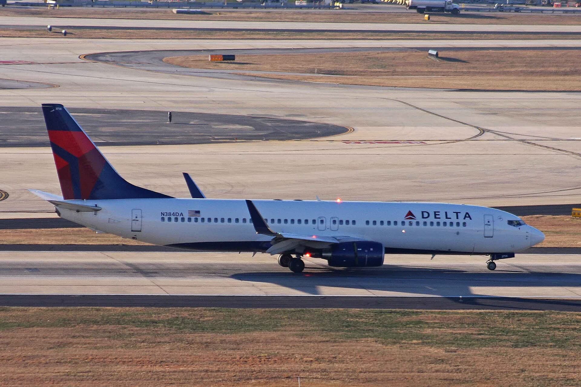 N384DA — Boeing