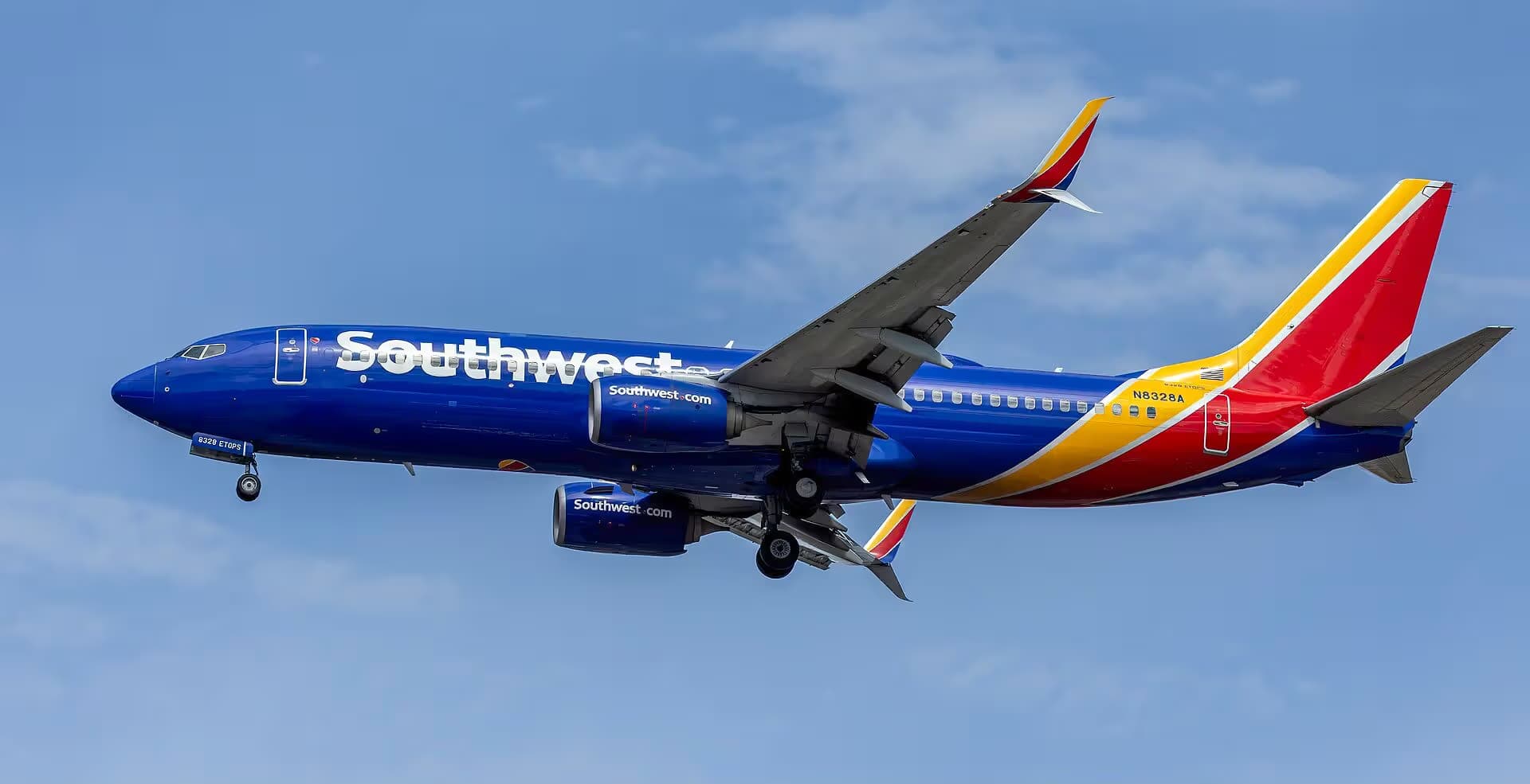 N8328A — Boeing