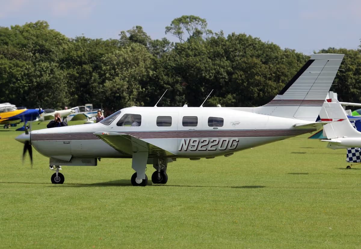 N9220G — Piper