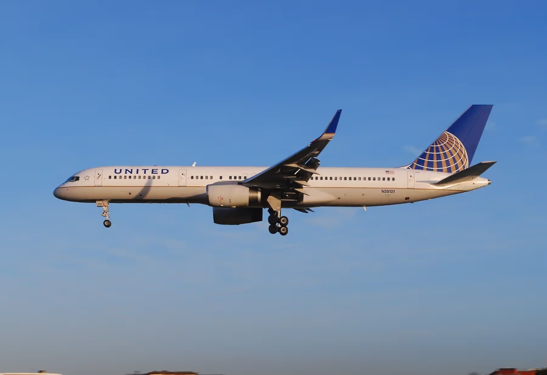 N58101 — Twin-engine aircraft