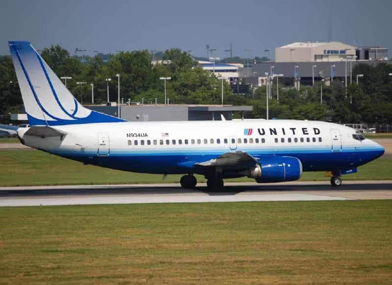 N934UA — Boeing